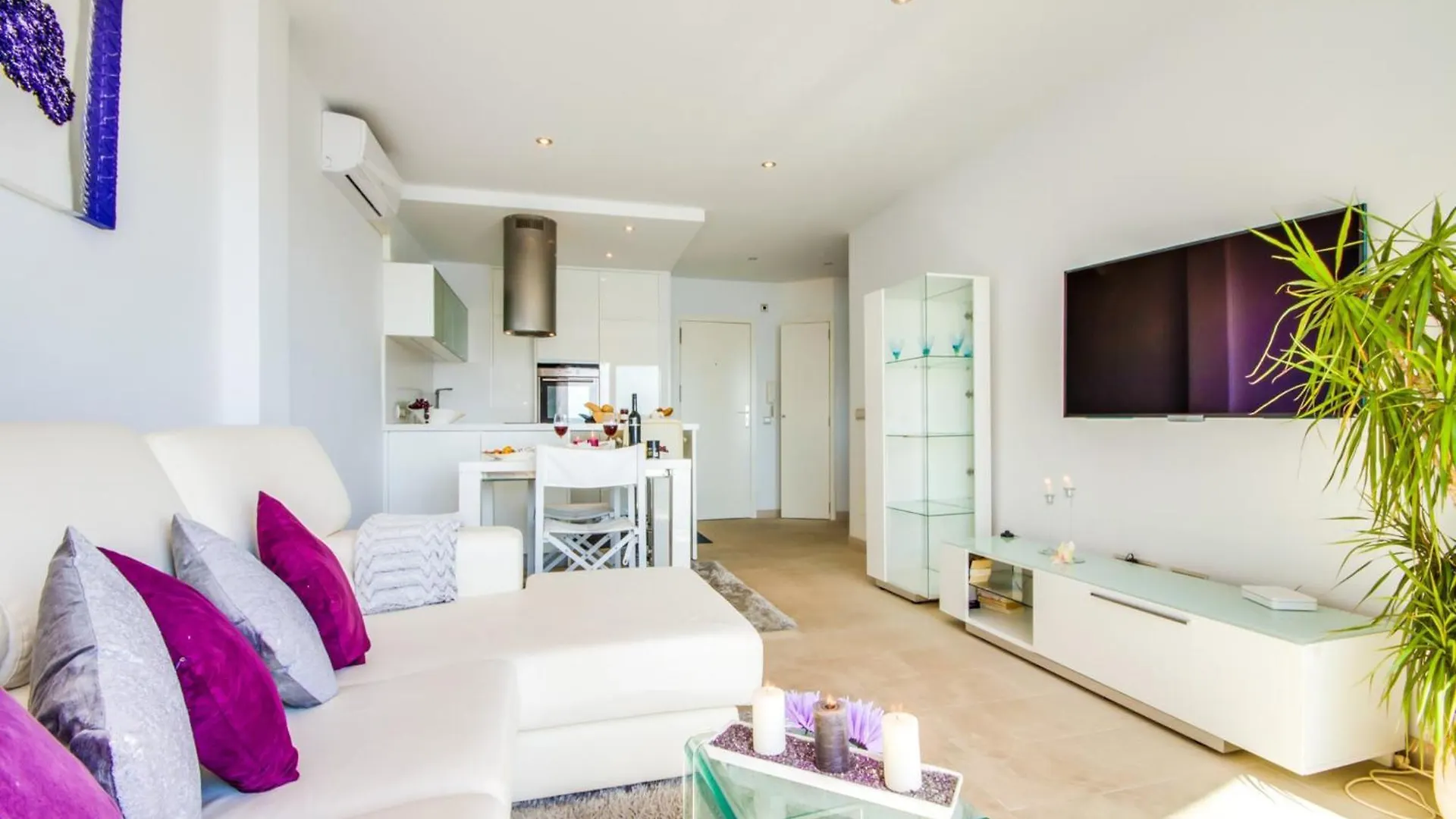 Modernized Apartment With Sea Views Alcudia 0*,  Spanyolország