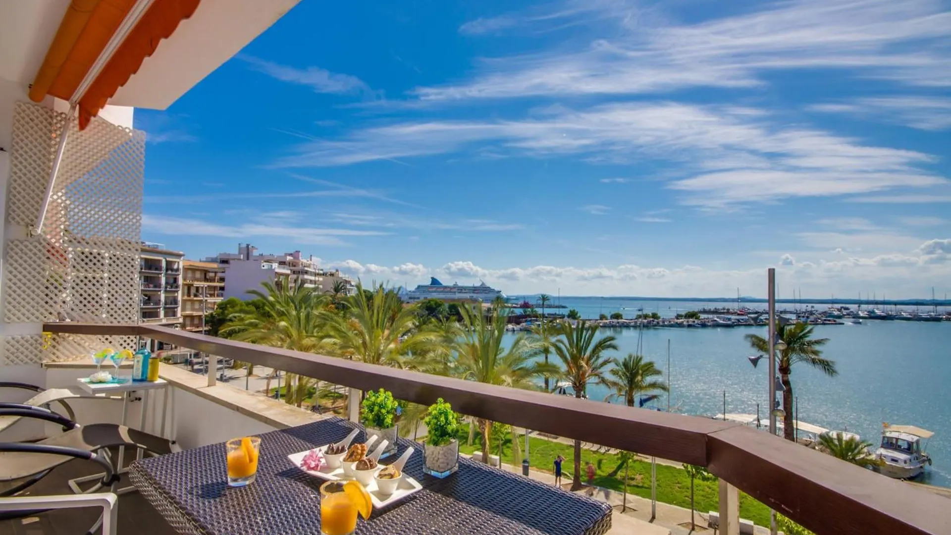 Modernized Apartment With Sea Views Alcudia